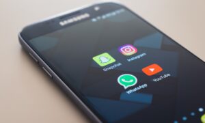 Leve clientes do Instagram ao WhatsApp com publicações turbinadas